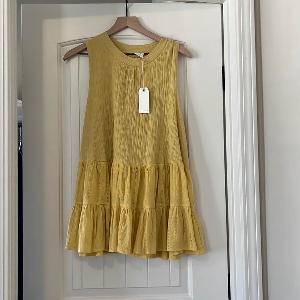Yellow top